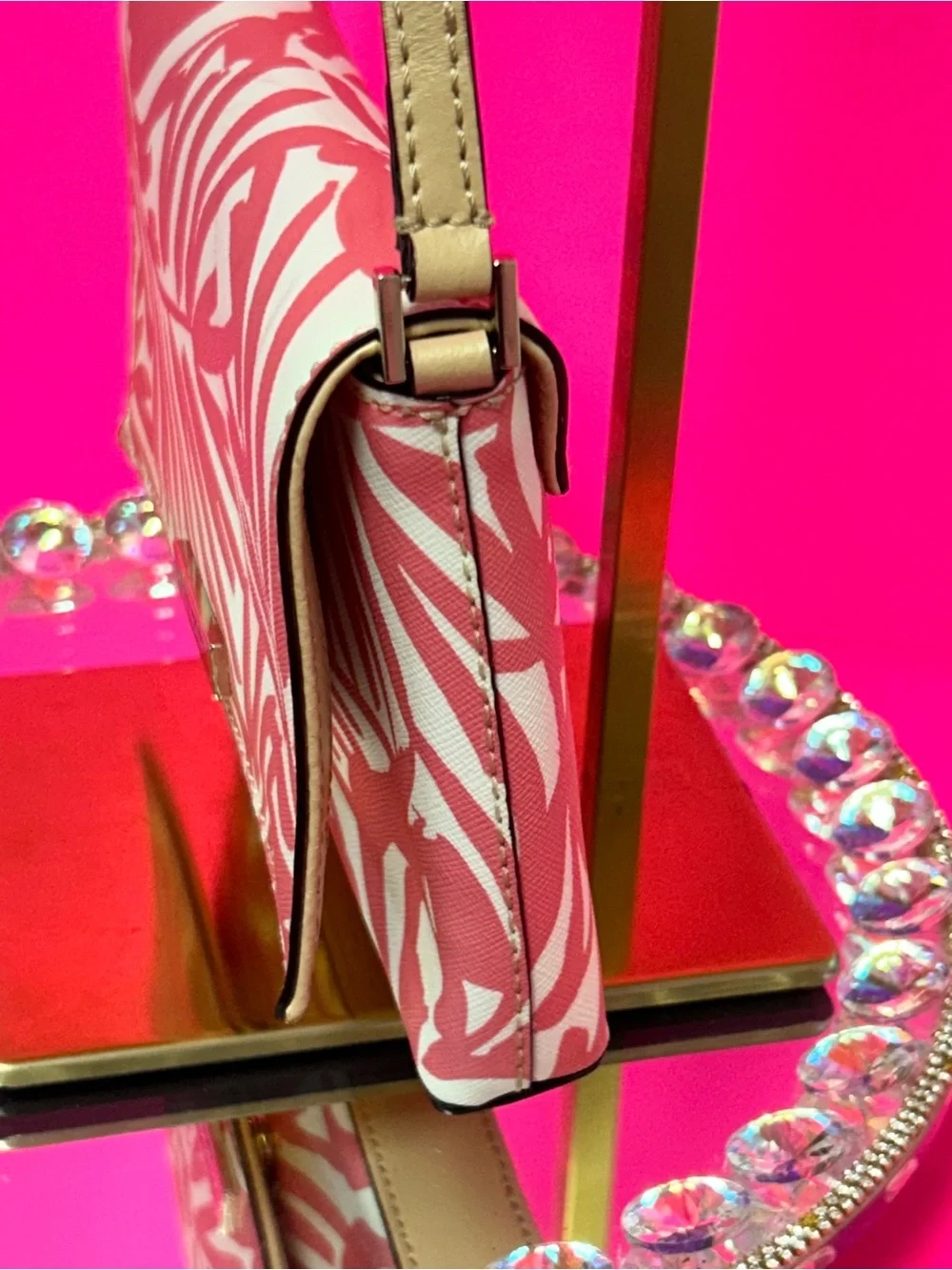 kate spade Pink and White Leaf-Print Crossbody Bag Approx. 8 x 5.5